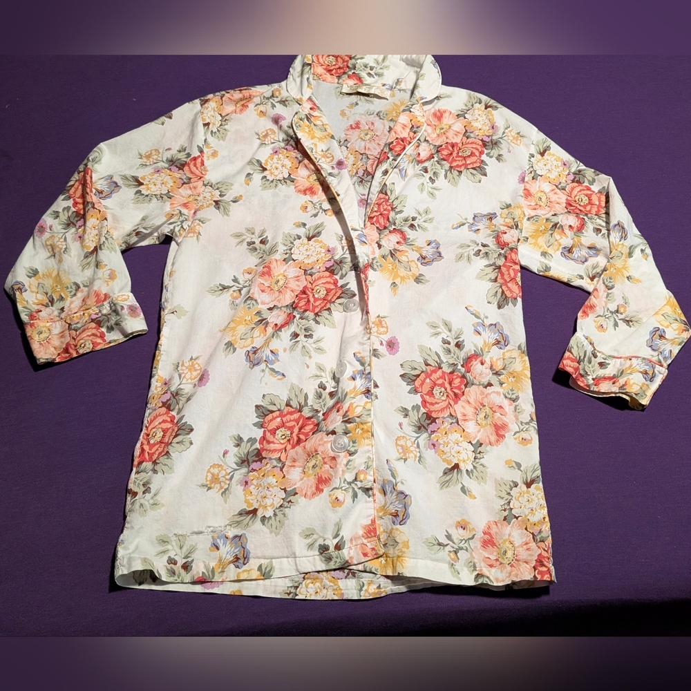 Classic Victorias Secret 100% Cotton White & Floral Pajama Top